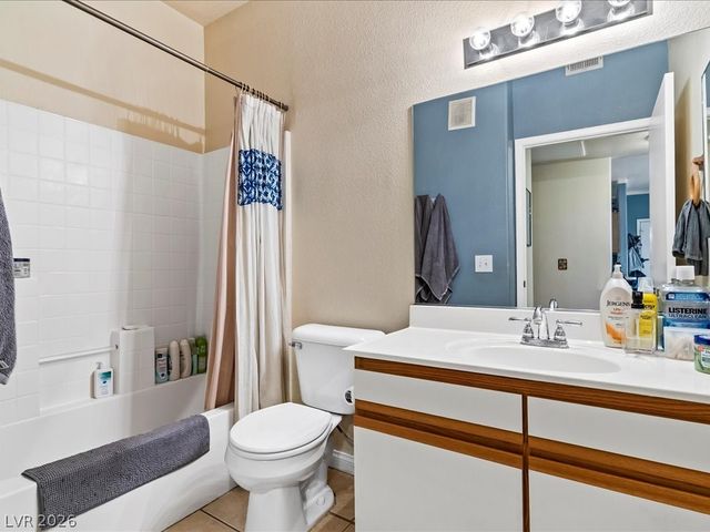 5751 East Hacienda Avenue 225, Las Vegas, NV 89122