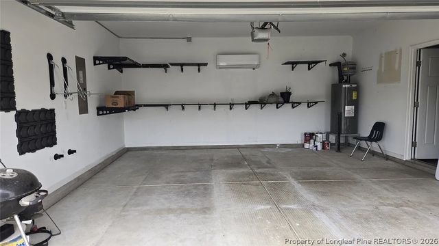 143 Ledgerbrook Lane, Raeford, NC 28376