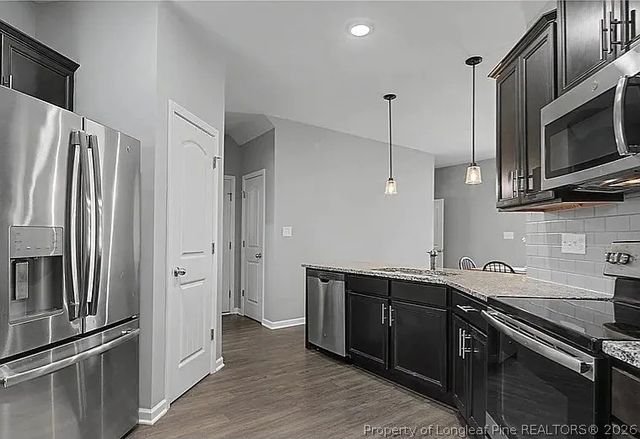 143 Ledgerbrook Lane, Raeford, NC 28376