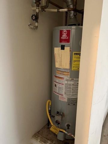 6341 Lake Valley Point, Lithonia, GA 30058