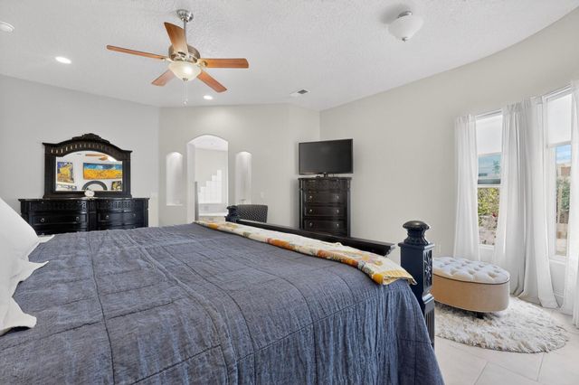 841 11th Avenue SE, Rio Rancho, NM 87124