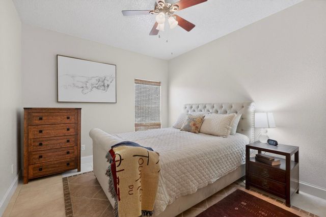 841 11th Avenue SE, Rio Rancho, NM 87124