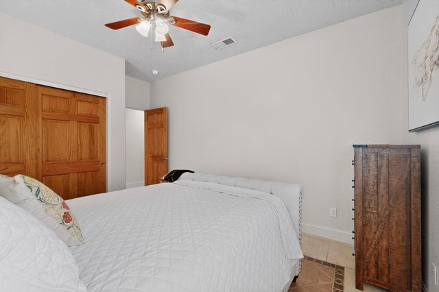 841 11th Avenue SE, Rio Rancho, NM 87124