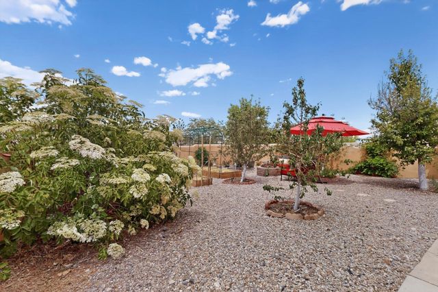 841 11th Avenue SE, Rio Rancho, NM 87124