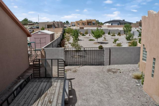 841 11th Avenue SE, Rio Rancho, NM 87124