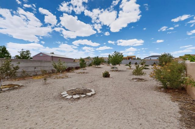 841 11th Avenue SE, Rio Rancho, NM 87124