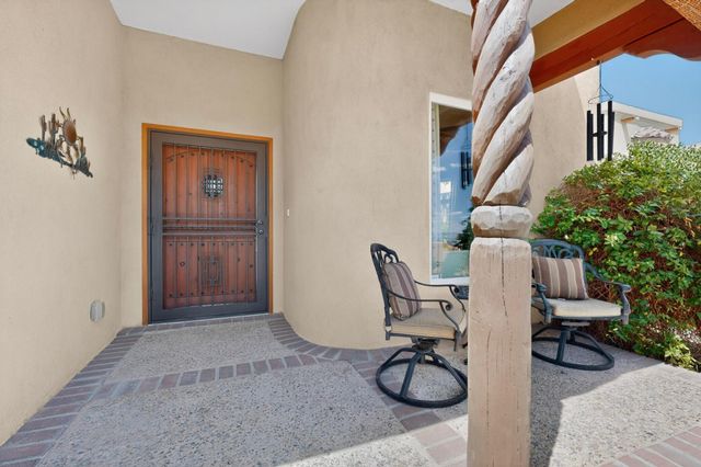 841 11th Avenue SE, Rio Rancho, NM 87124