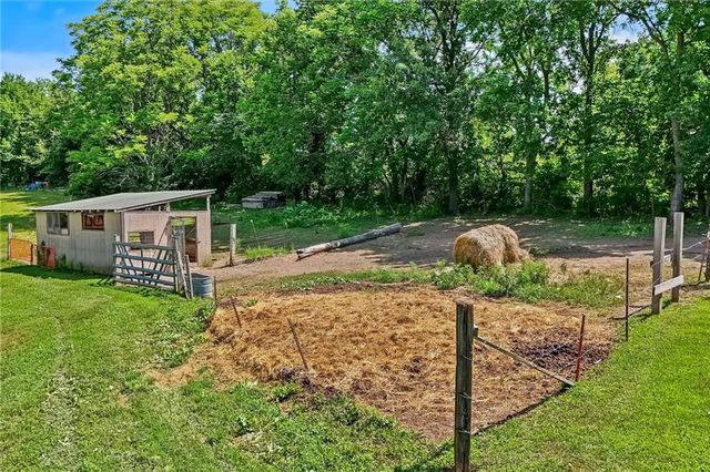 11026 Shach Creek Road, Excelsior Springs, MO 64024