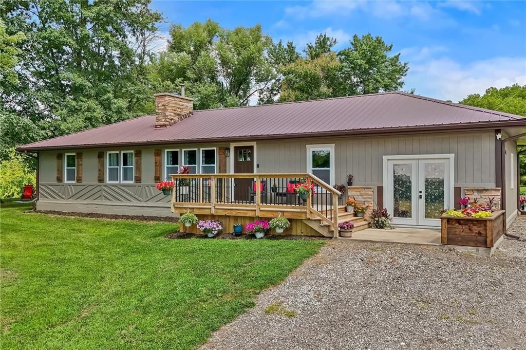 11026 Shach Creek Road, Excelsior Springs, MO 64024