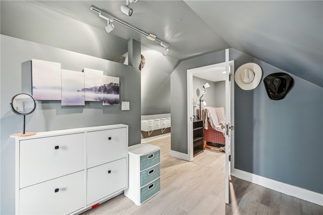 2411 Graceland Rd, Neshannock Twp, PA 16105