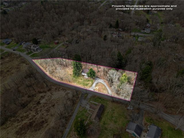 2411 Graceland Rd, Neshannock Twp, PA 16105