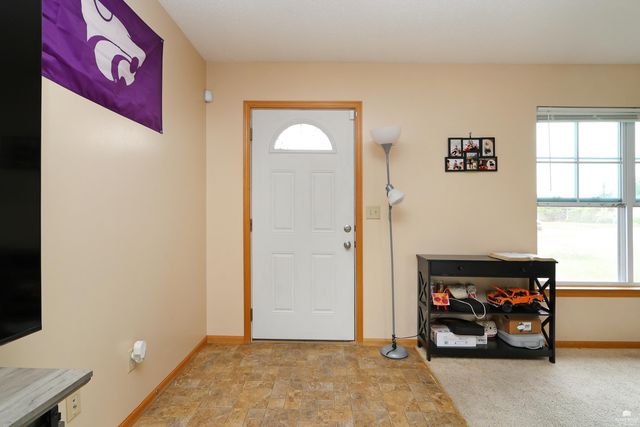 409 Brookhaven Drive, Manhattan, KS 66502