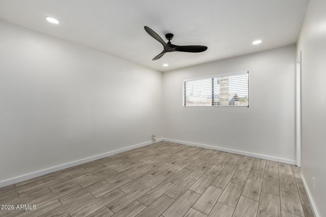 3700 W KEIM Drive, Phoenix, AZ 85019