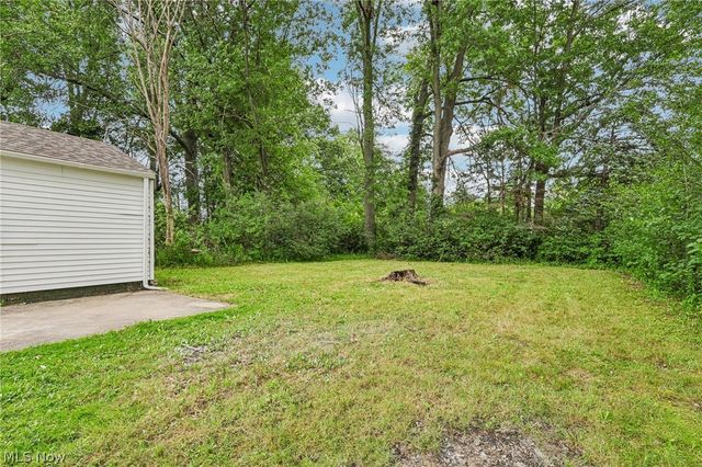 1562 Denison Avenue NW, Warren, OH 44485