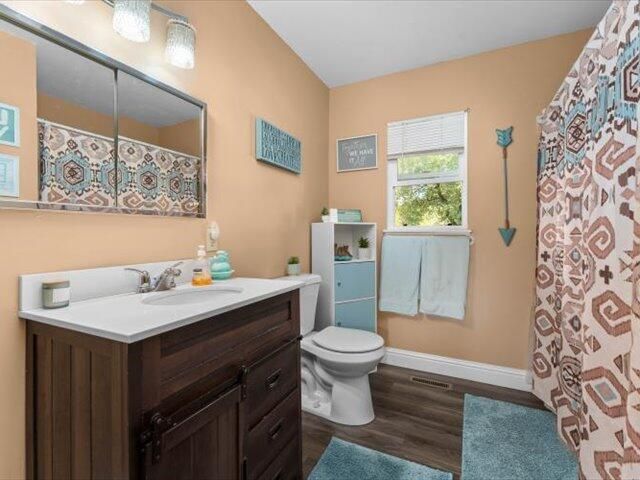 2141 Hardenbrook Avenue, Shasta Lake, CA 96019