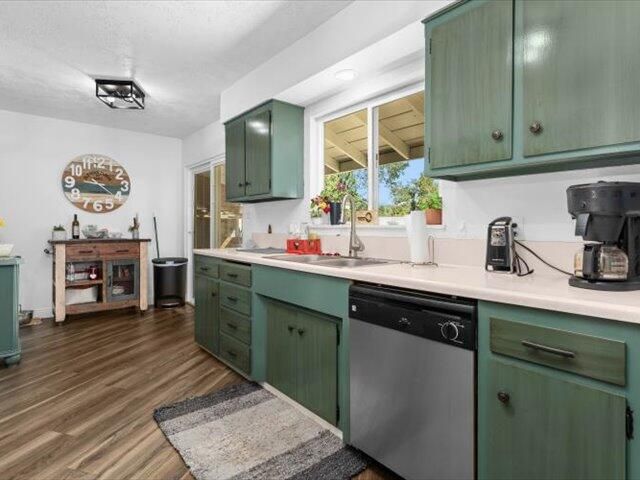 2141 Hardenbrook Avenue, Shasta Lake, CA 96019