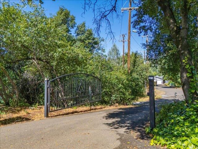 2141 Hardenbrook Avenue, Shasta Lake, CA 96019