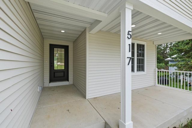 517 Alan Drive, Mount Horeb, WI 53572