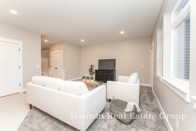 1399 Center Hill Road SE 31, Lowell, MI 49331