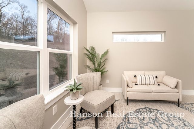 1399 Center Hill Road SE 31, Lowell, MI 49331