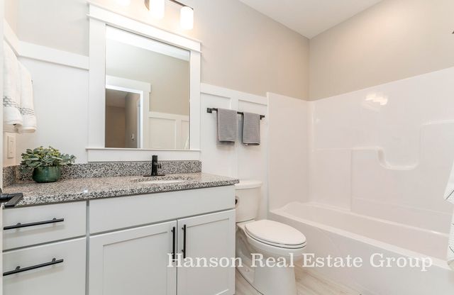 1399 Center Hill Road SE 31, Lowell, MI 49331