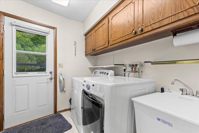 3455 Birnamwood DRIVE, Slinger, WI 53086