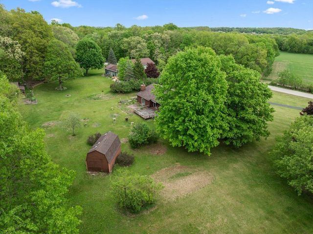 3455 Birnamwood DRIVE, Slinger, WI 53086
