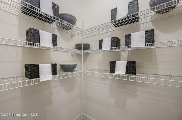 1586 Paley Circle SE, Palm Bay, FL 32909