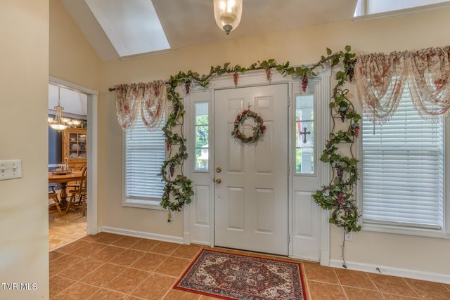 620 Glen Oaks Place, Johnson City, TN 37615
