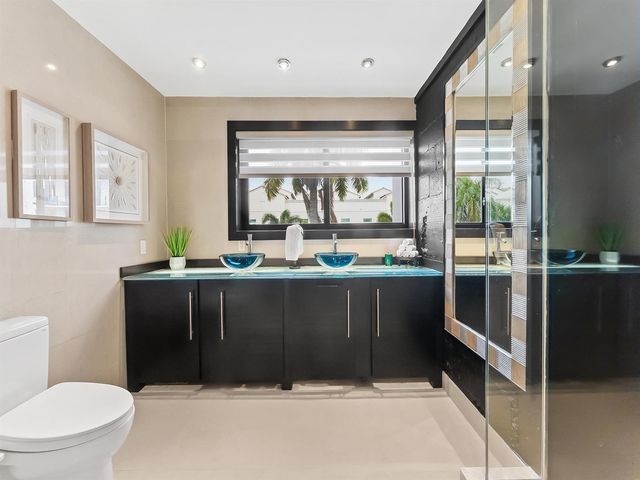 76 Isle Of Venice Drive G, Fort Lauderdale, FL 33301