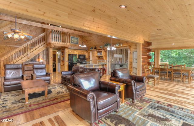 339 Oak Haven Way, Sevierville, TN 37876