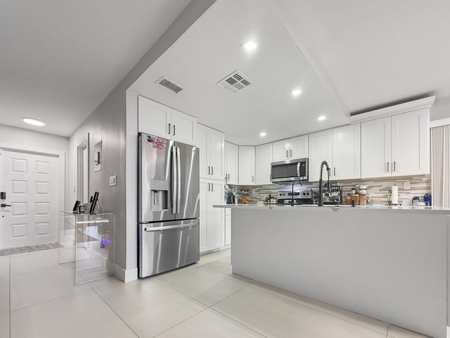 227 NW 45th Avenue, Deerfield Beach, FL 33442