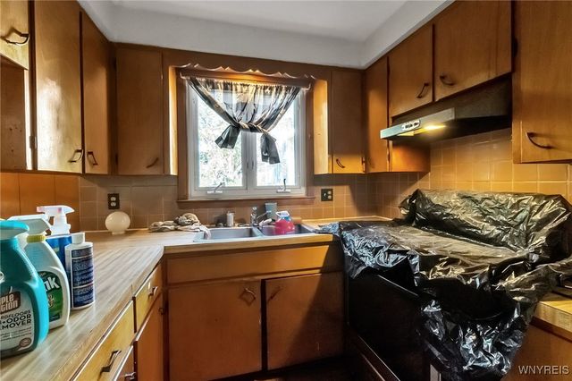 149 Green Street, Lockport City, NY 14094