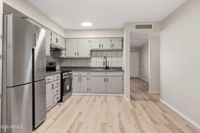 4223 W PASADENA Avenue, Phoenix, AZ 85019