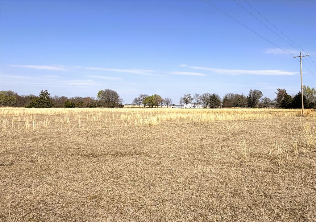 TBD Fm-273, Telephone, TX 75488