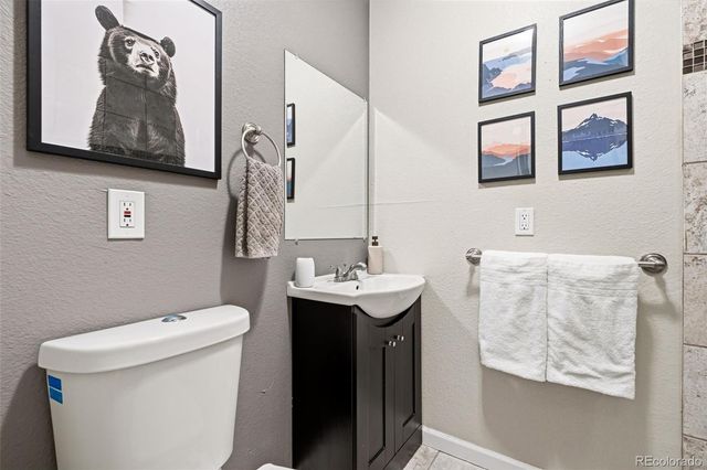 2860 Lowell Boulevard, Denver, CO 80211