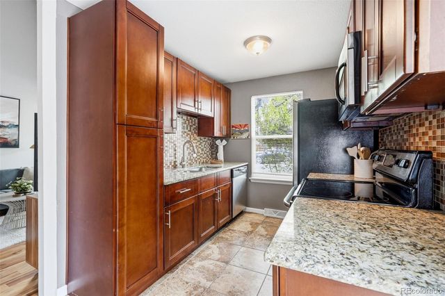 2860 Lowell Boulevard, Denver, CO 80211