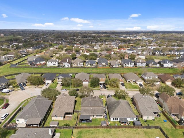 1319 Collier Point Lane, Fresno, TX 77545