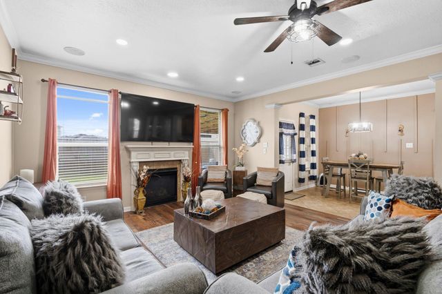 1319 Collier Point Lane, Fresno, TX 77545