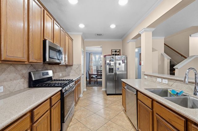 1319 Collier Point Lane, Fresno, TX 77545