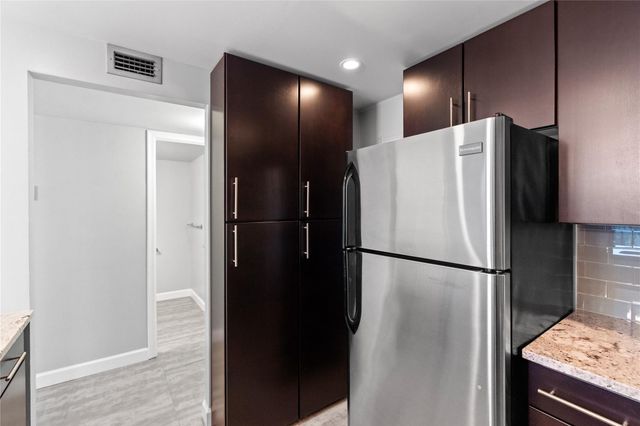 1800 N Andrews Avenue 7j, Fort Lauderdale, FL 33311
