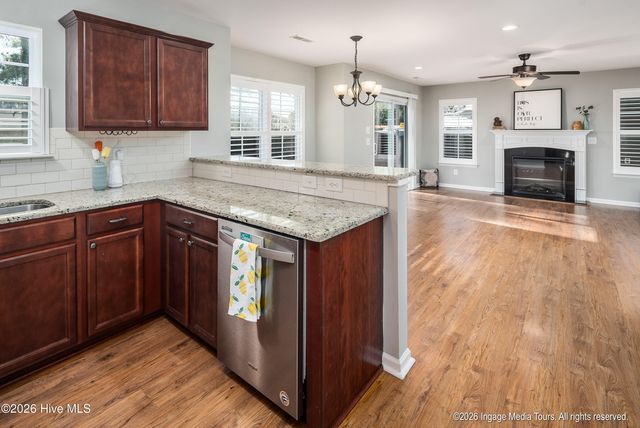 825 Jade Lane, Winterville, NC 28590