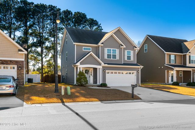 825 Jade Lane, Winterville, NC 28590