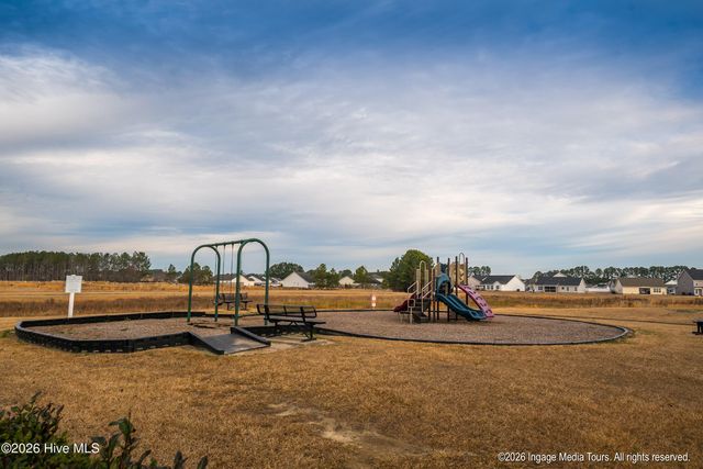 825 Jade Lane, Winterville, NC 28590