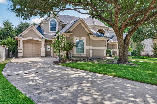 63 Harbor View Drive, Sugar Land, TX 77479