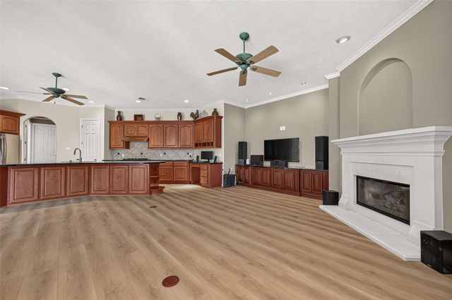 63 Harbor View Drive, Sugar Land, TX 77479