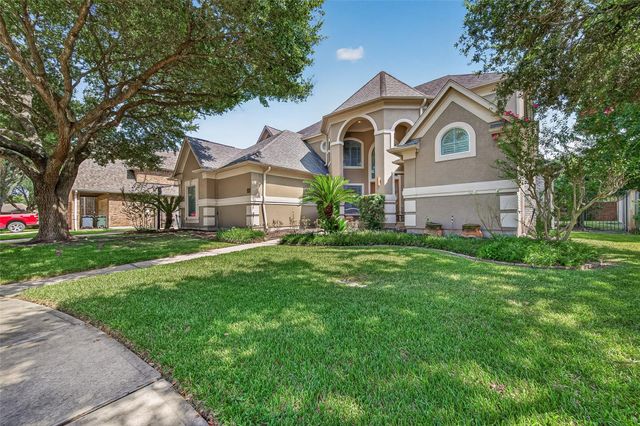63 Harbor View Drive, Sugar Land, TX 77479