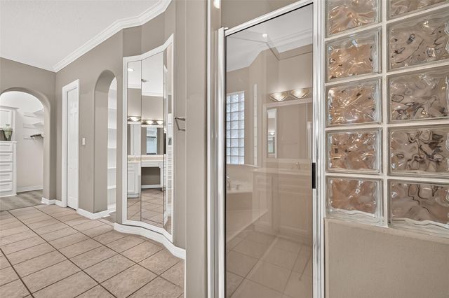 63 Harbor View Drive, Sugar Land, TX 77479