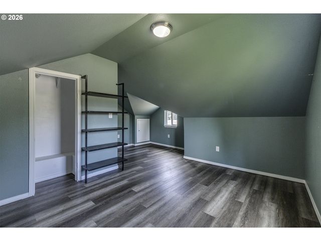12120 Sw TONQUIN Rd, Sherwood, OR 97140