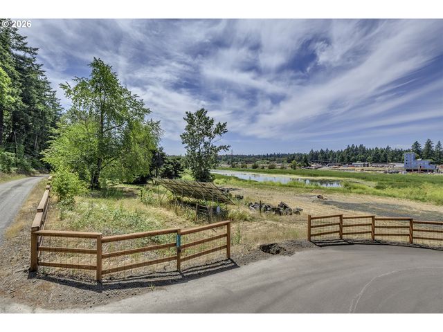 12120 Sw TONQUIN Rd, Sherwood, OR 97140